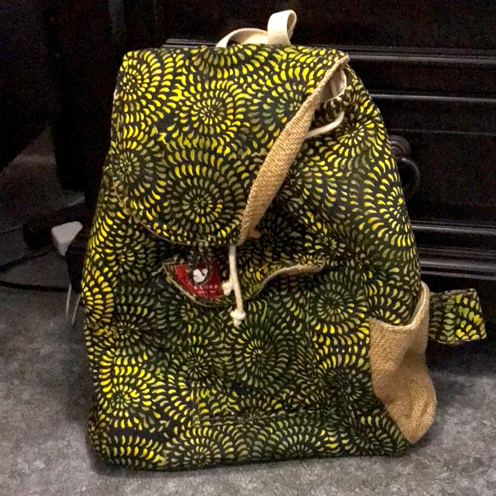 Taaluma Totes backpack in Nicaragua print